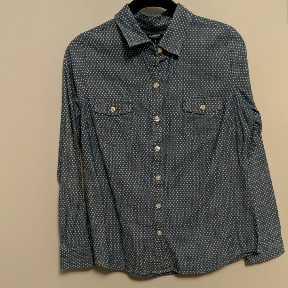 Chambray Polka Dot Button down shirt w pockets